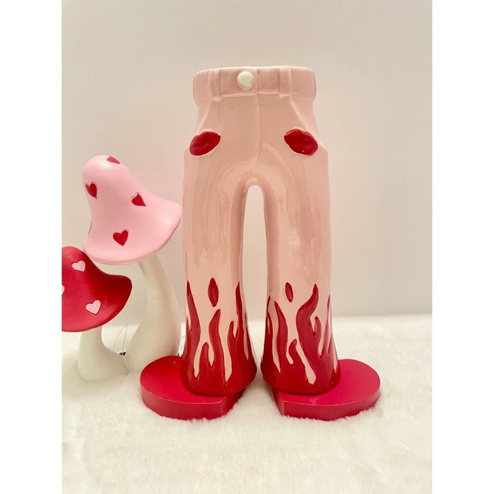 VALENTINES Day Ceramic Hot Pants‎ Vase Decor NEW